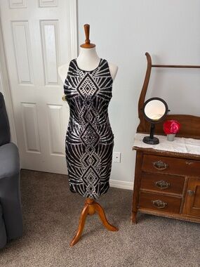 Bisou Bisou Black and Silver art deco Sequin Midi Dress